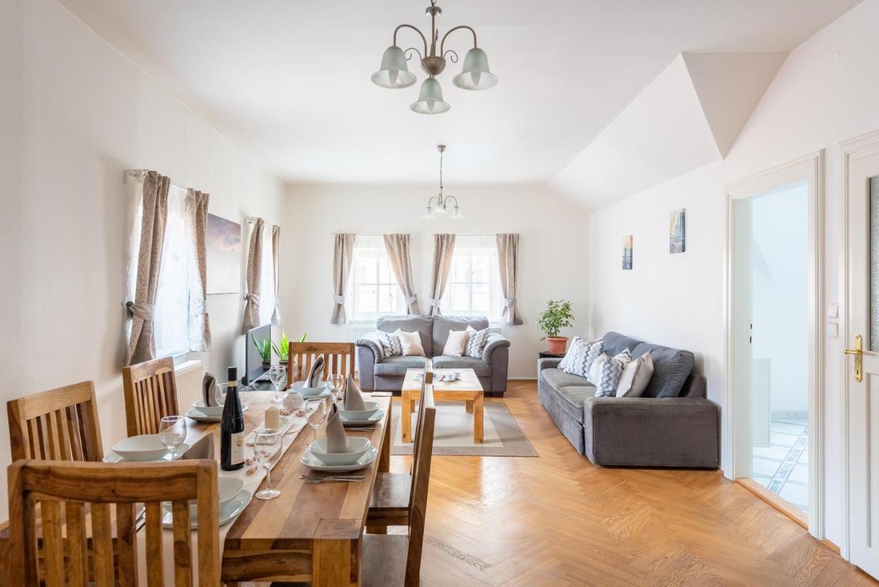 St. George Apartmán *